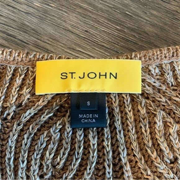 St.John Yellow Tag Wool Blend Scalloped Hemline V Neck Pullover Sweater - Picture 3 of 9